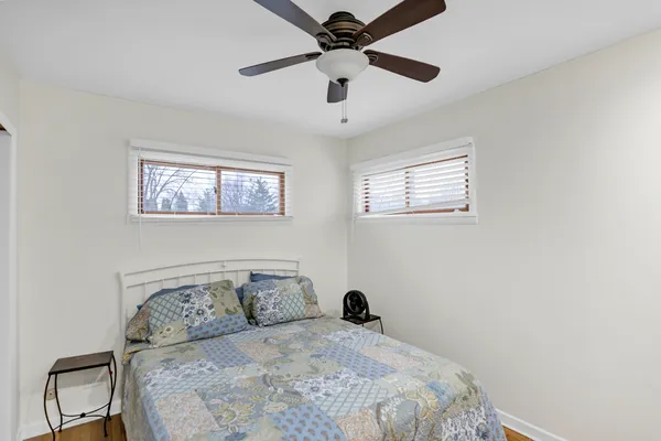 $395,000 | 705 Cumberland Street, Hoffman Estates, IL 60169