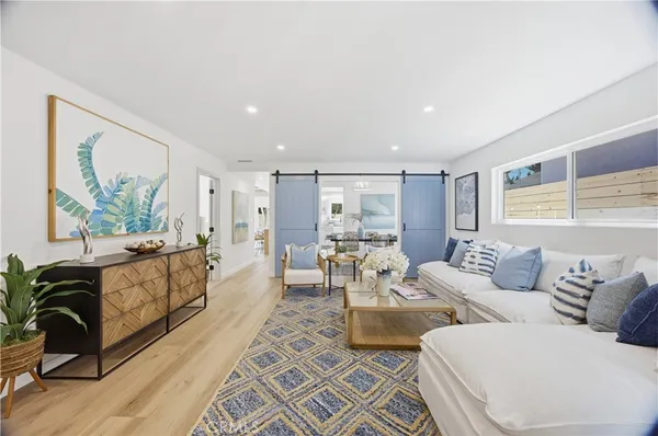 $3,099,000 | 3512 Maple Avenue, Manhattan Beach, CA 90266