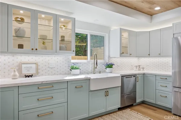 $3,099,000 | 3512 Maple Avenue, Manhattan Beach, CA 90266