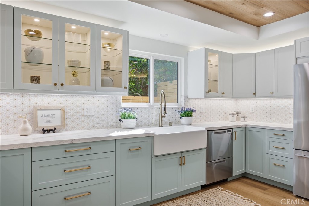 3512 Maple Avenue Manhattan Beach, CA 90266 - Photo 6 of 20