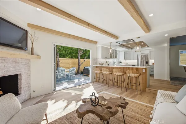 $3,099,000 | 3512 Maple Avenue, Manhattan Beach, CA 90266