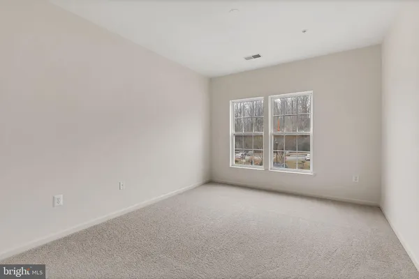 $335,000 | 1009 Samantha Lane, Unit 201, Odenton, MD 21113