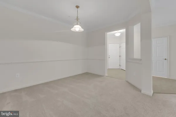 $335,000 | 1009 Samantha Lane, Unit 201, Odenton, MD 21113
