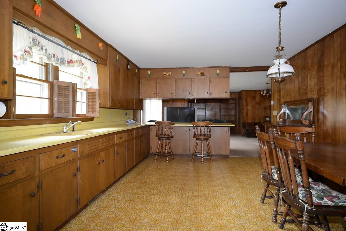 200 Old Farrs Bridge Road Greenville, SC 29611 - Photo 15 of 25 Gallery Image 15