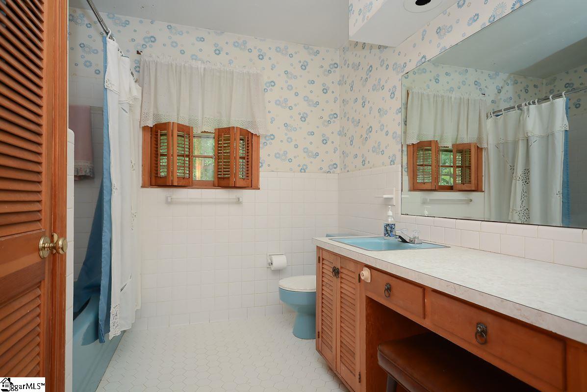 200 Old Farrs Bridge Road Greenville, SC 29611 - Photo 21 of 25 Gallery Image 21