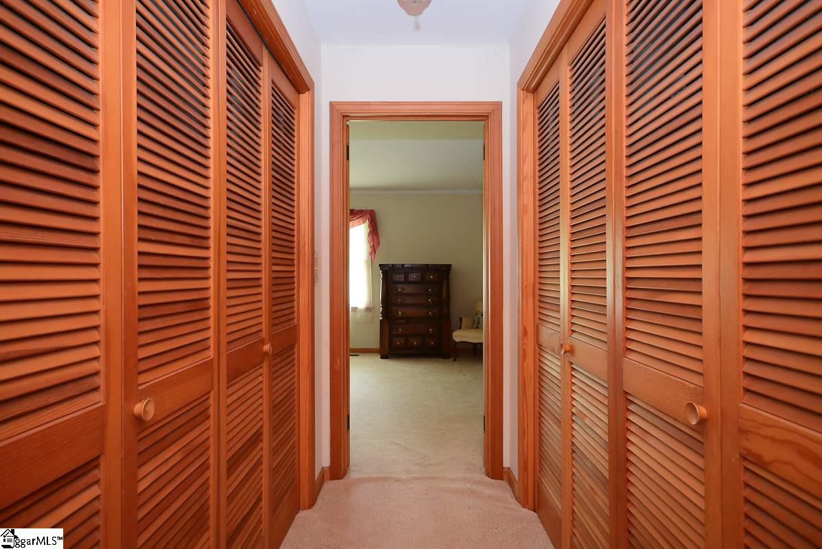 200 Old Farrs Bridge Road Greenville, SC 29611 - Photo 22 of 25 Gallery Image 22