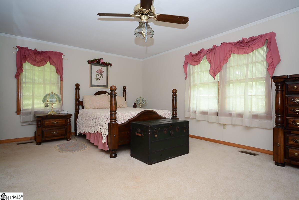 200 Old Farrs Bridge Road Greenville, SC 29611 - Photo 23 of 25 Gallery Image 23