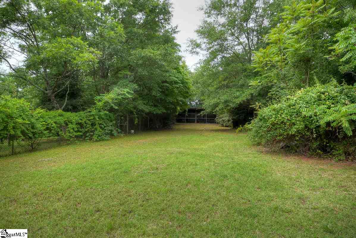 200 Old Farrs Bridge Road Greenville, SC 29611 - Photo 6 of 25 Gallery Image 6