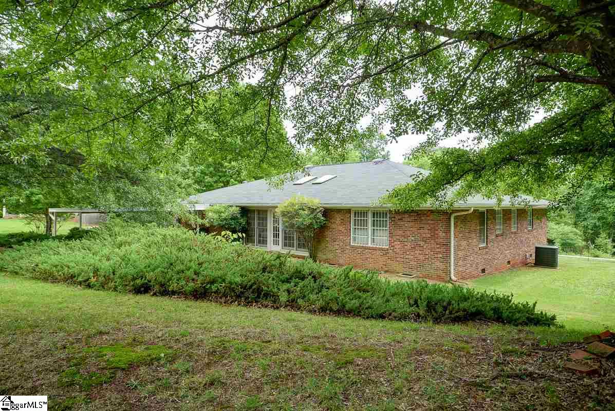 200 Old Farrs Bridge Road Greenville, SC 29611 - Photo 7 of 25 Gallery Image 7