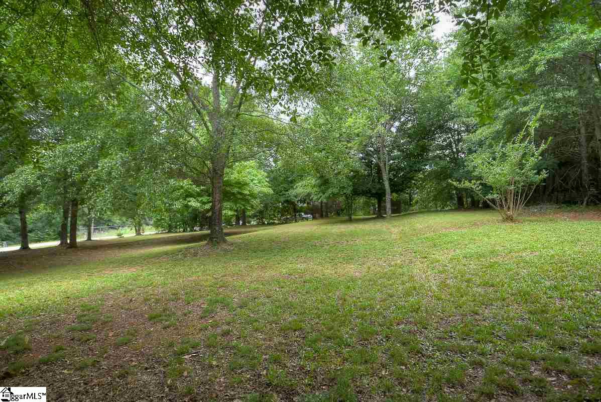 200 Old Farrs Bridge Road Greenville, SC 29611 - Photo 9 of 25 Gallery Image 9