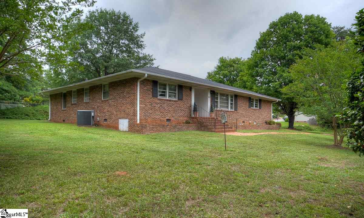 200 Old Farrs Bridge Road Greenville, SC 29611 - Photo 10 of 25 Gallery Image 10