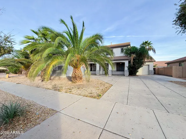 $3,295 | 19716 East Thornton Road, Queen Creek, AZ 85142
