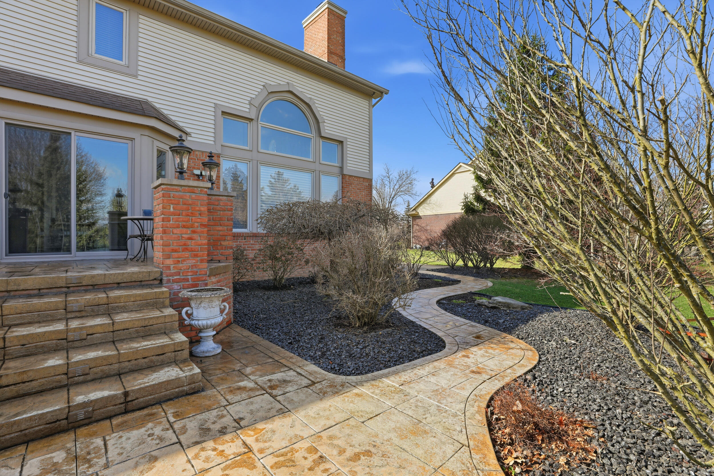 48240 Gladstone Road Canton, MI 48188 - Photo 11 of 59 48240 gladstone rd-85