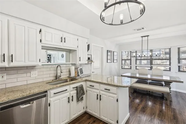 $320,000 | 5907 Pleasant Wood Trail, Arlington, TX 76016