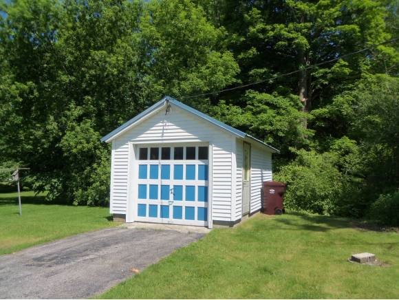 31 Old Military Road Pownal, VT 05261 - Photo 17 of 24