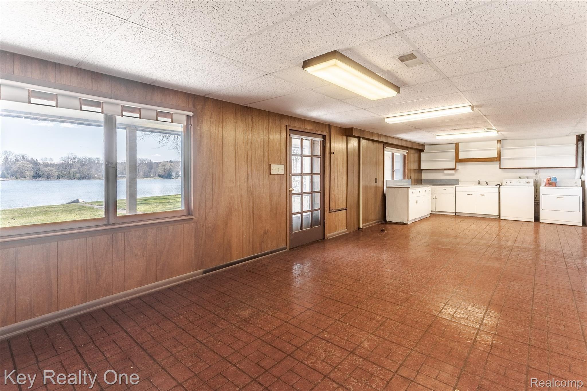 9720 Sashabaw Road Clarkston, MI 48348 - Photo 22 of 40 Sashabaw-22.jpg
