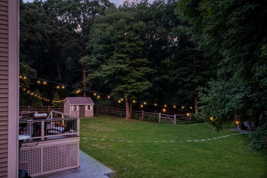 5 Christopher Road Westerly, RI 02891 - Photo 9 of 42 Gallery Image 9