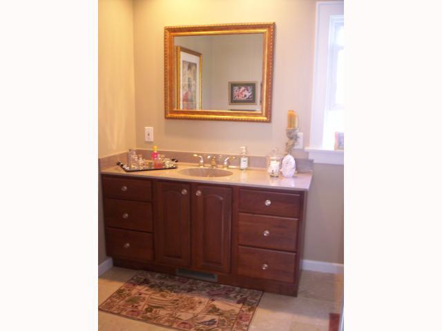2464 Sherwood Road Bexley, OH 43209 - Photo 16 of 18