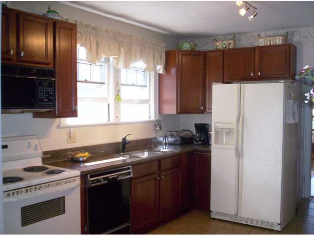 2464 Sherwood Road Bexley, OH 43209 - Photo 8 of 18