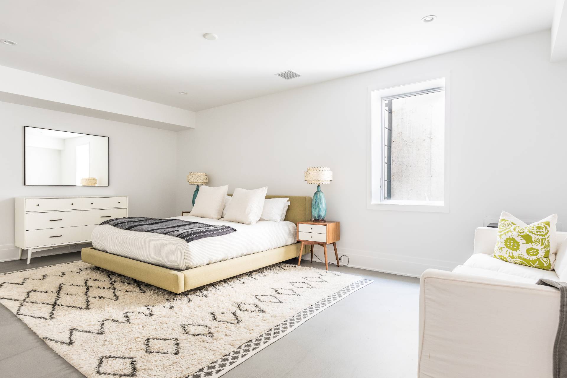107 Rutland Road East Hampton, NY 11937 - Photo 19 of 25 Gallery Image 19