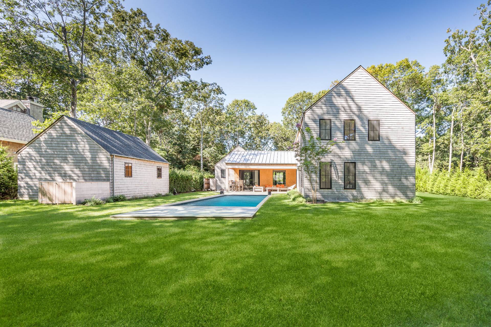 107 Rutland Road East Hampton, NY 11937 - Photo 2 of 25 Gallery Image 2