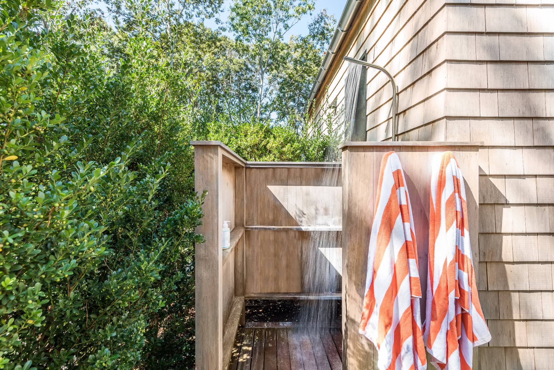 107 Rutland Road East Hampton, NY 11937 - Photo 23 of 25 Gallery Image 23