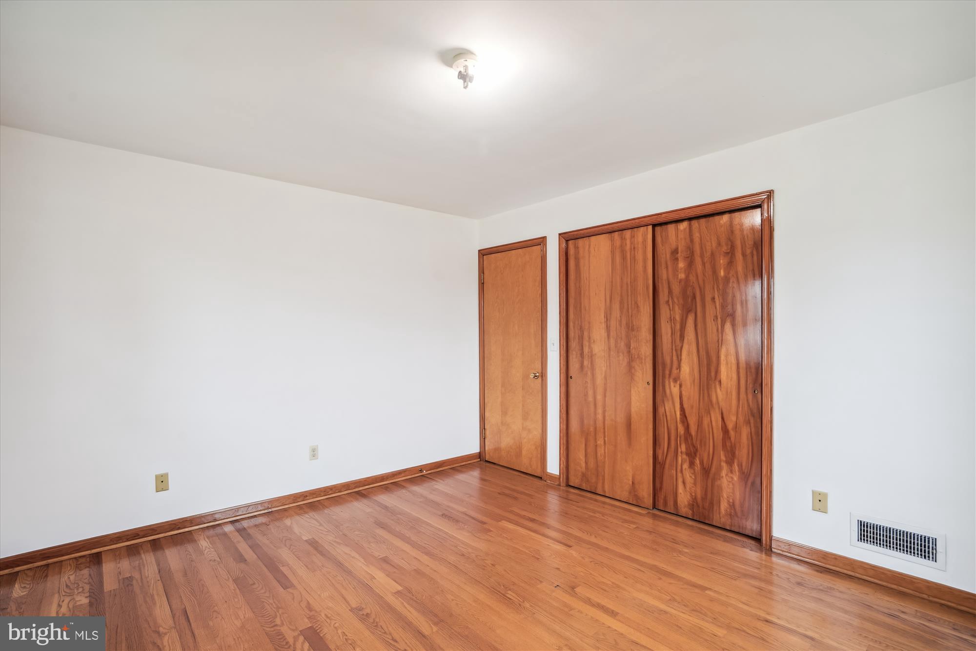 709 East Maple Road Linthicum Heights, MD 21090 - Photo 13 of 30 Bedroom 2