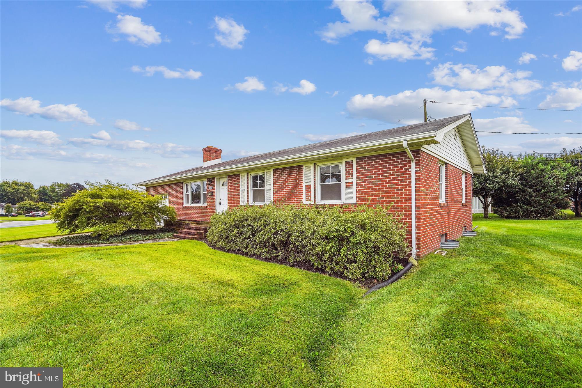 709 East Maple Road Linthicum Heights, MD 21090 - Photo 28 of 30 Side Elevation
