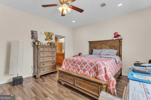 $233,000 | 186 Mill Branch Circle, Douglas, GA 31535