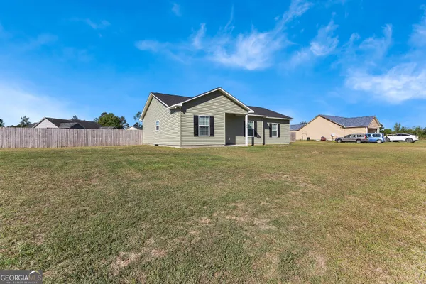 $233,000 | 186 Mill Branch Circle, Douglas, GA 31535