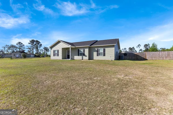 $233,000 | 186 Mill Branch Circle, Douglas, GA 31535