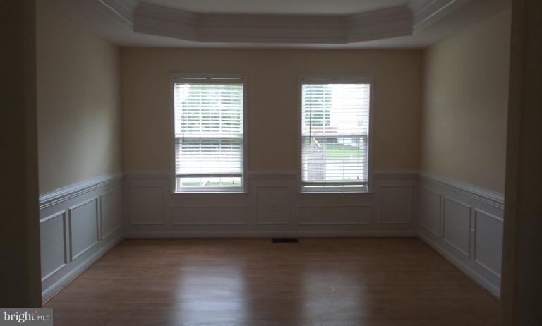 720 Black Sweep Road Warrenton, VA 20186 - Photo 5 of 11 Dining Room