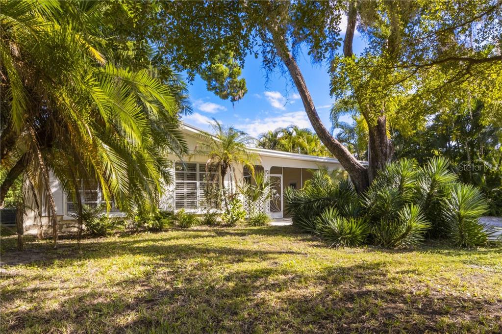 118 Hammock Road Anna Maria, FL 34216 - Photo 2 of 44 Gallery Image 2