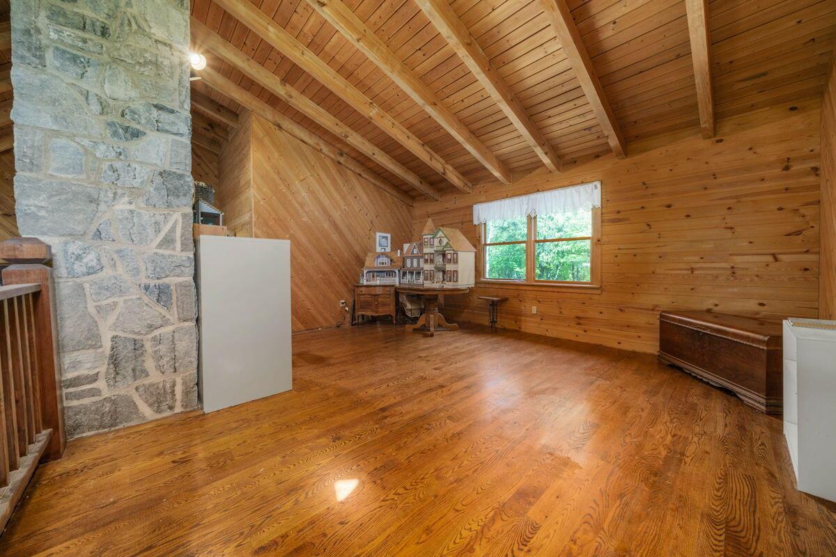 16472 Kreashbaum Road Rockbridge, OH 43149 - Photo 37 of 145 37-web-or-mls-DSC09581