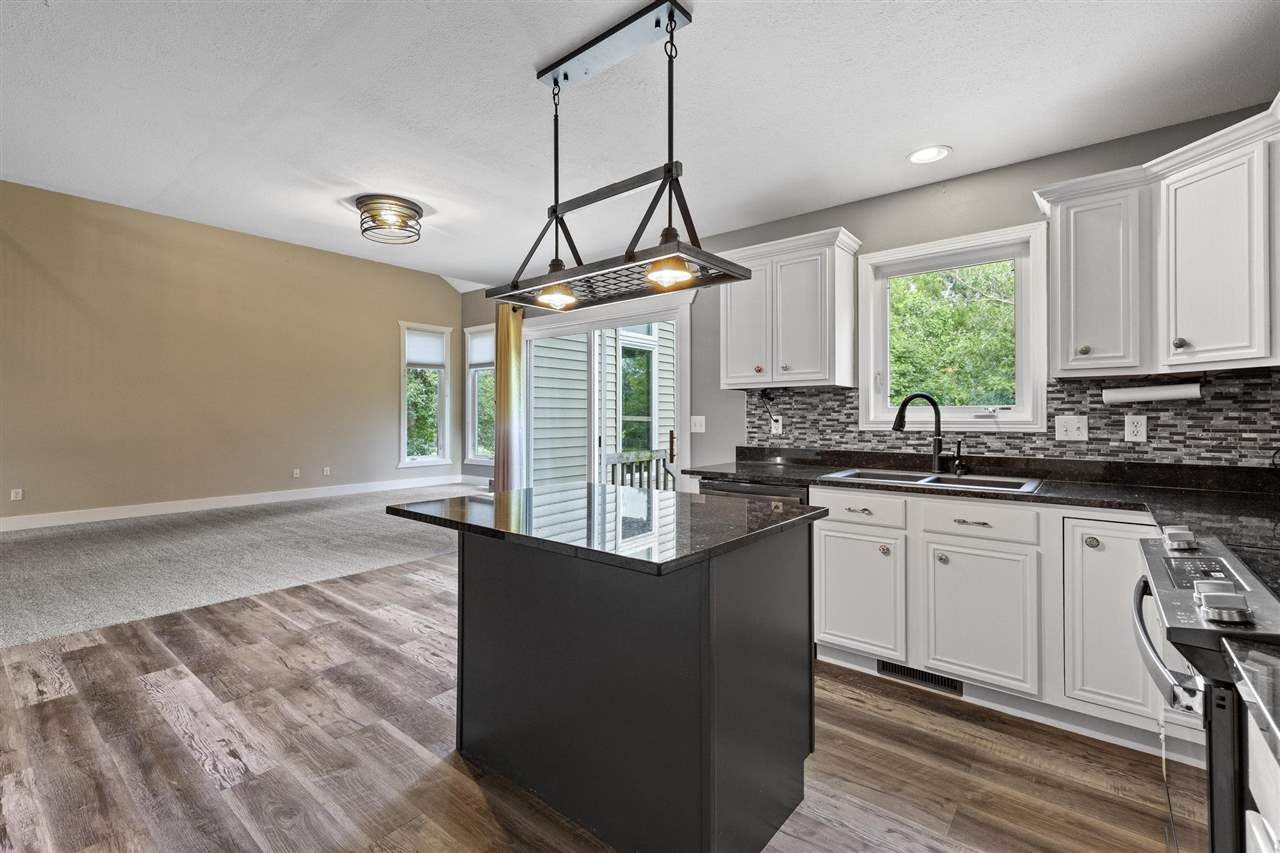 6908 Rolling Ridge Court Southwest Cedar Rapids, IA 52404 - Photo 14 of 30 Gallery Image 14