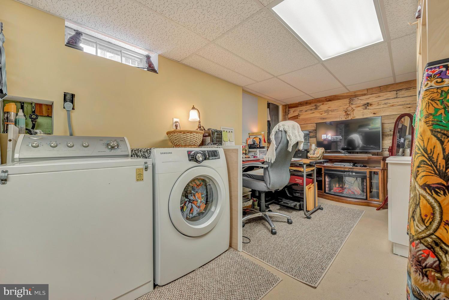 109 Hahn Road Westminster, MD 21157 - Photo 20 of 30 Interior (General)