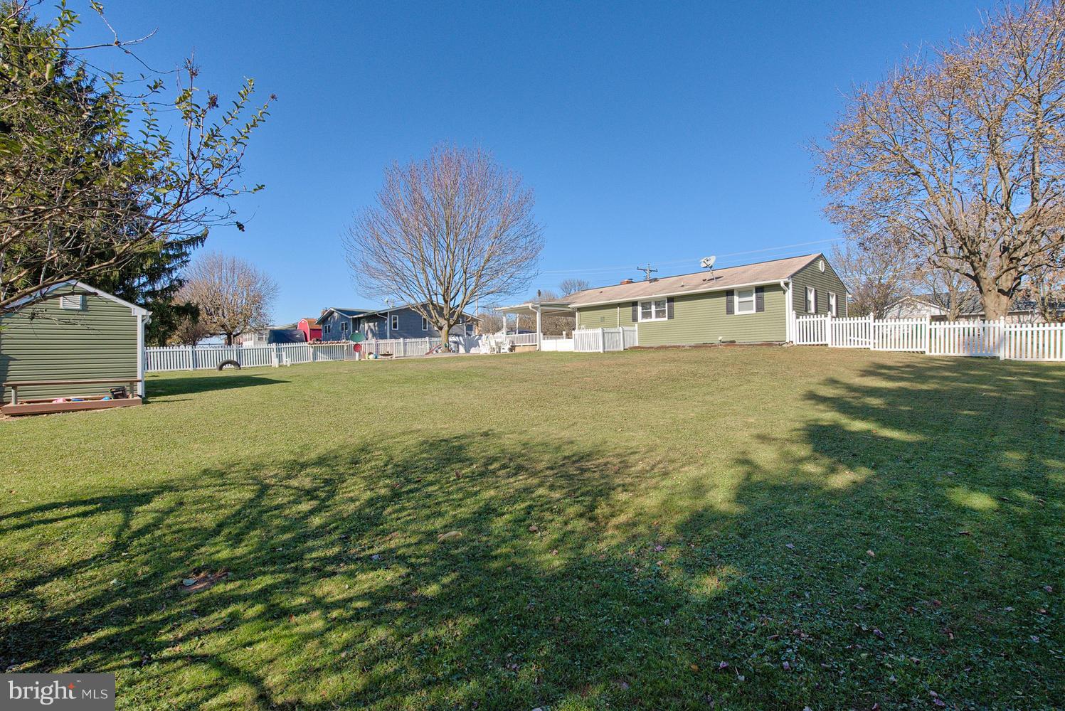 109 Hahn Road Westminster, MD 21157 - Photo 23 of 30 Exterior (Rear)