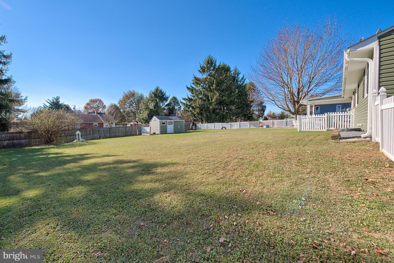 109 Hahn Road Westminster, MD 21157 - Photo 25 of 30 Exterior (Rear)