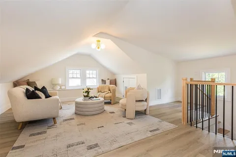 $999,000 | 4 Yale Terrace, West Orange, NJ 07052
