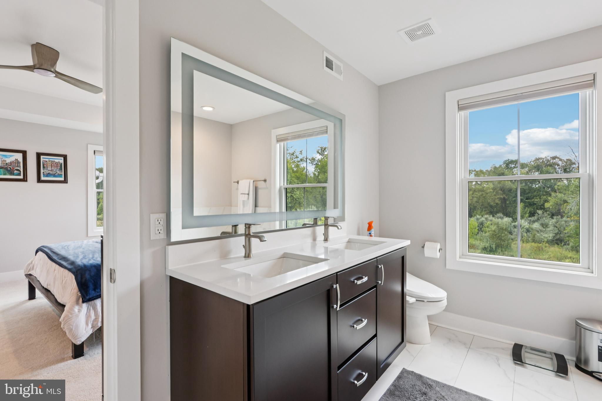 45 Riverwalk, Unit 45 Plainsboro, NJ 08536 - Photo 27 of 42 Primary Bath