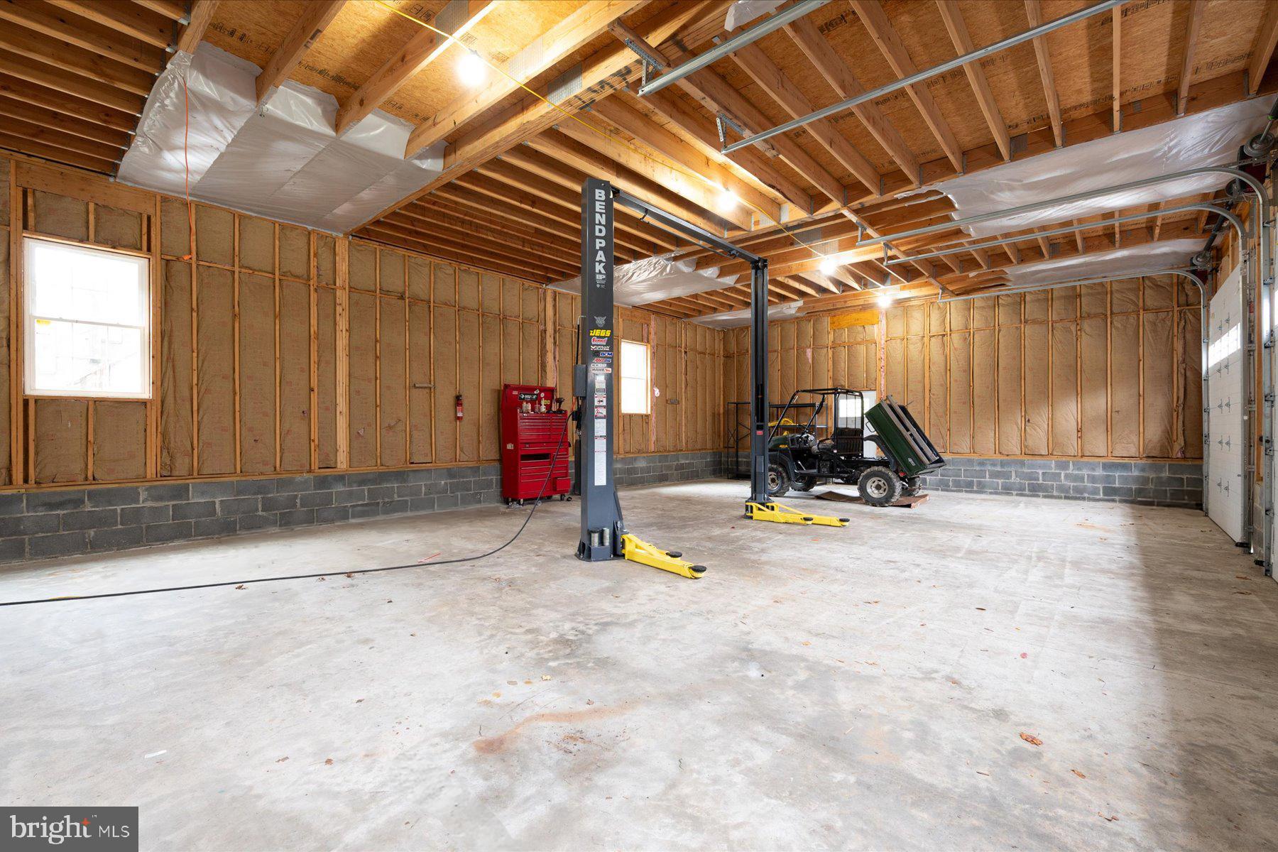 2942 Southaven Drive Annapolis, MD 21401 - Photo 34 of 41 a view of a room with gym equipment