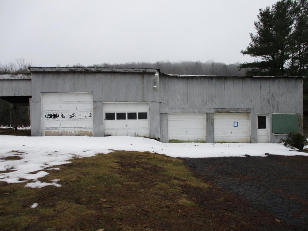 352 Cedarhurst Road Kirkwood, NY 13795 - Photo 3 of 27 Gallery Image 3