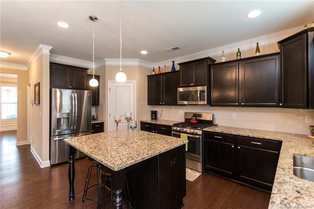 1517 Hedge Apple Road Clover, SC 29710 - Photo 6 of 24 Gallery Image 6