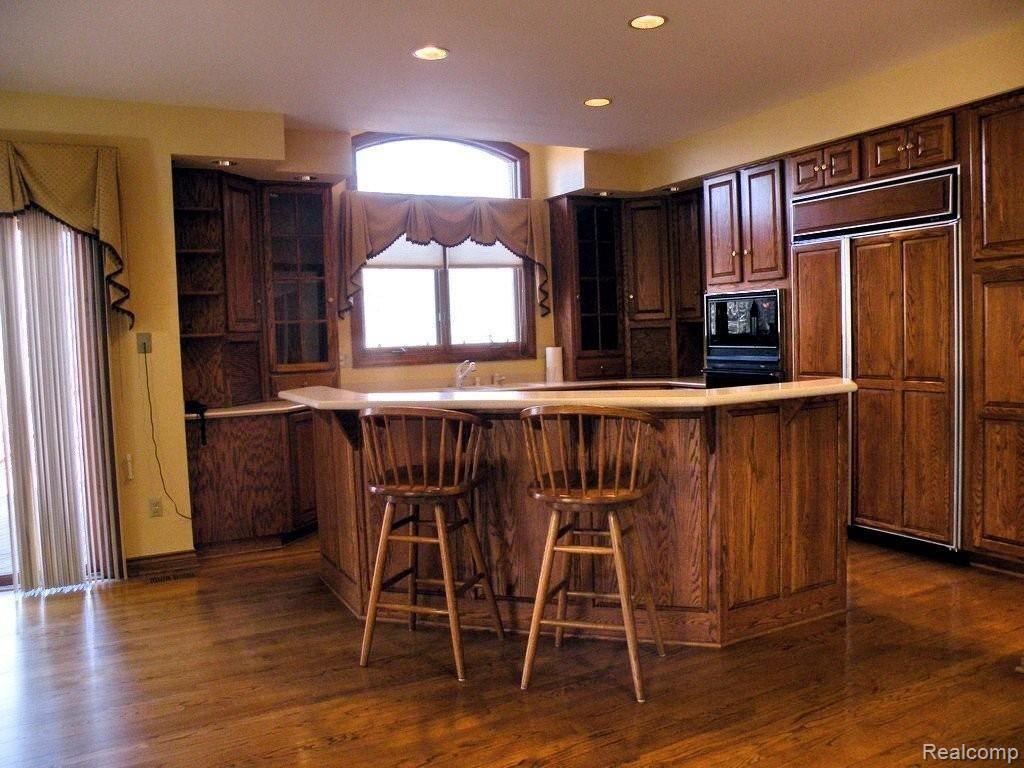 1793 Archers Pointe Rochester, MI 48306 - Photo 5 of 24 Kitchen