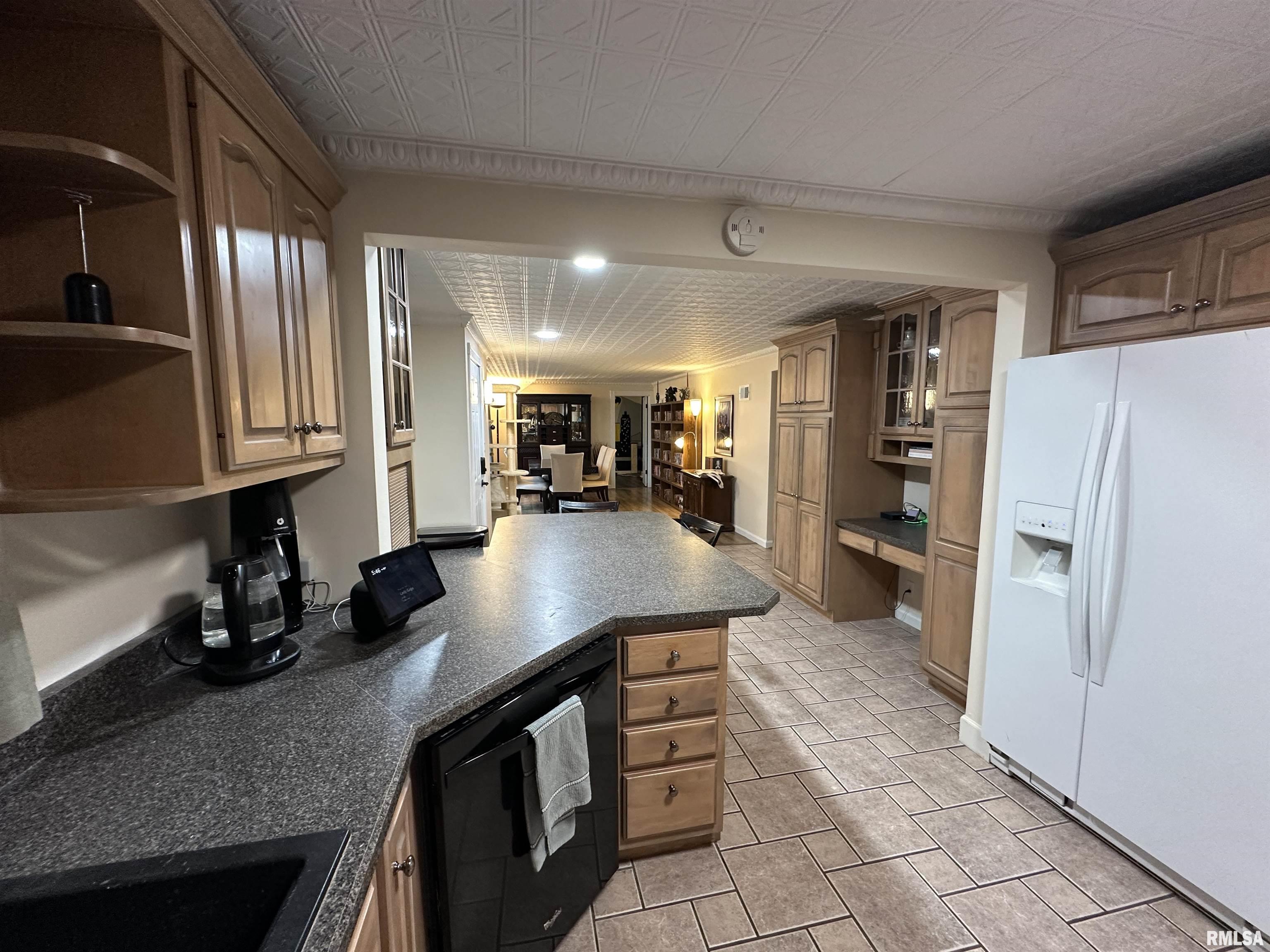 900 South First Avenue Morton, IL 61550 - Photo 11 of 28