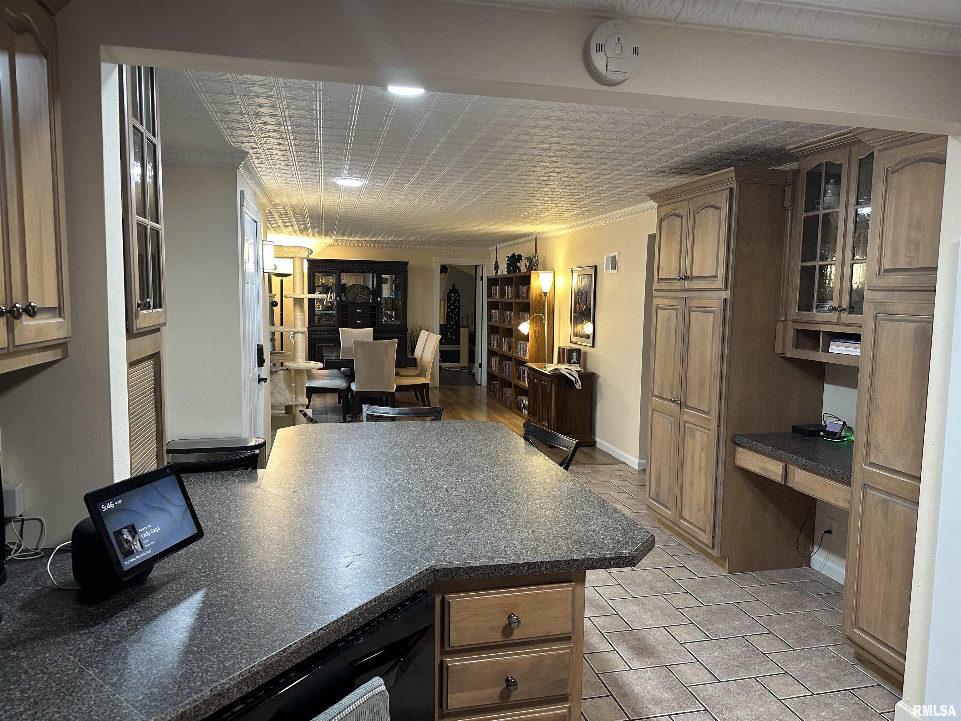 900 South First Avenue Morton, IL 61550 - Photo 8 of 28