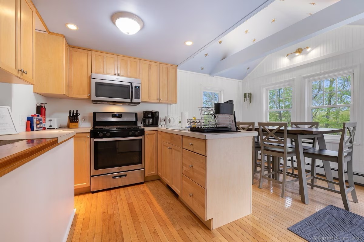 76 Ridgewood Road East Haddam, CT 06415 - Photo 11 of 40