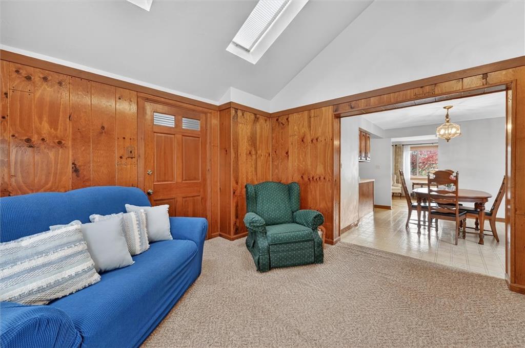841 Blue Ridge Road Pittsburgh, PA 15239 - Photo 9 of 17 Gallery Image 9