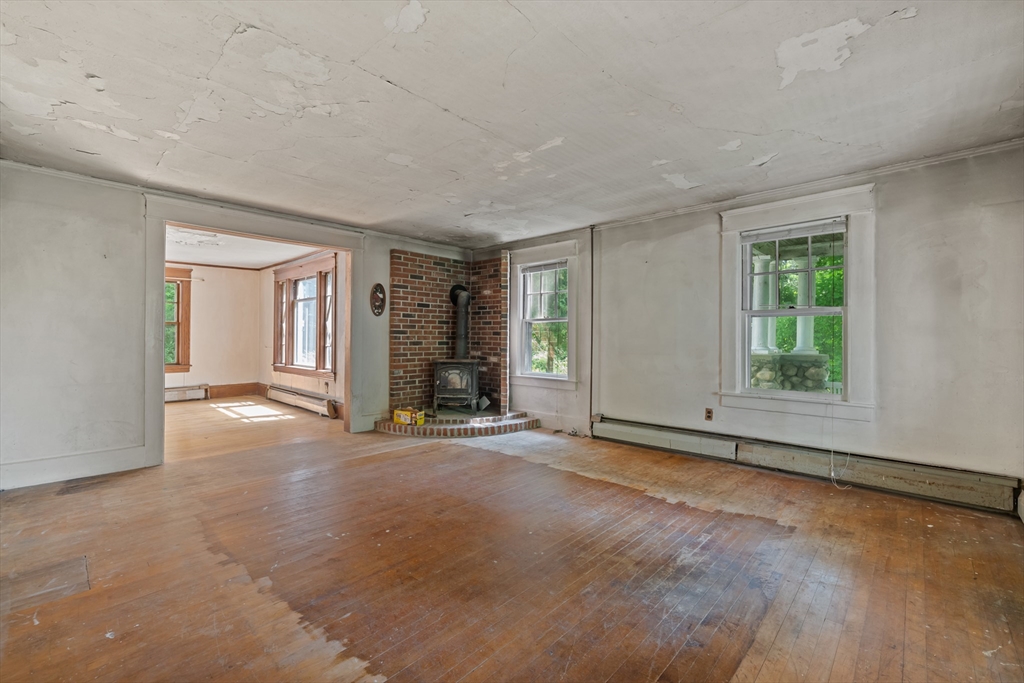 5 North Row Road Sterling, MA 01564 - Photo 9 of 41