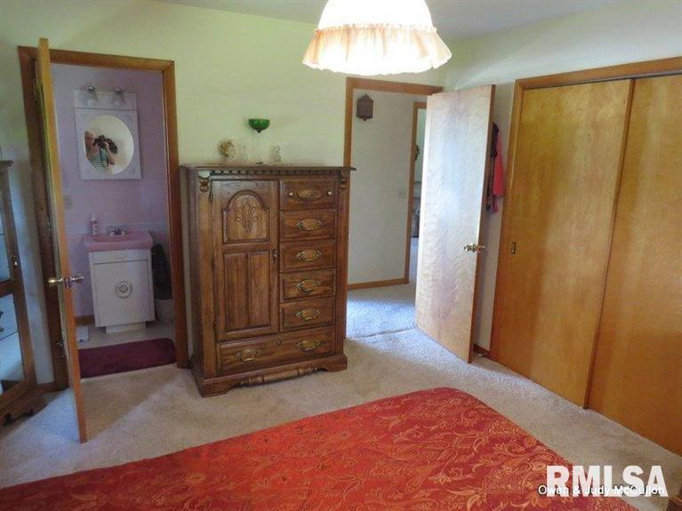 13573 Garden Plain Road Morrison, IL 61270 - Photo 11 of 16 Gallery Image 11